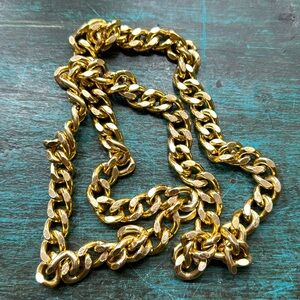 Chunky gold link chain necklace 15.5” infinity (no clasp)